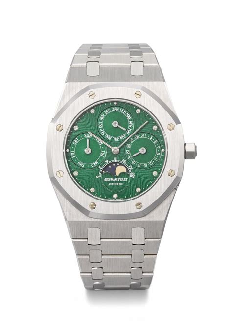 SIGNED AUDEMARS PIGUET, ROYAL OAK QUANTIEME 